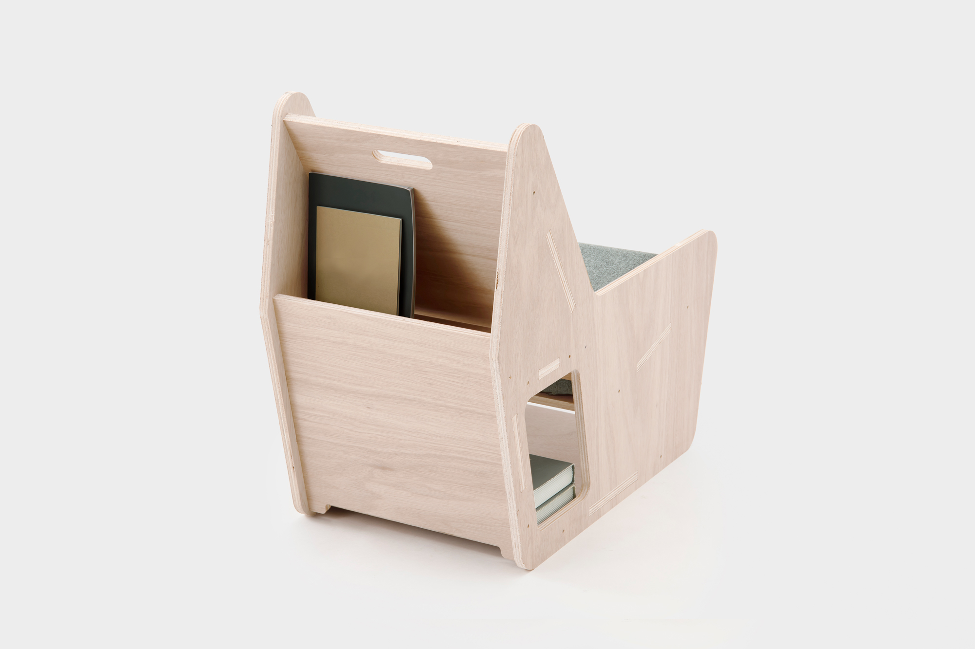 本が収納できる一人掛けソファ | CAINZ DIY MARKET | オーダー家具