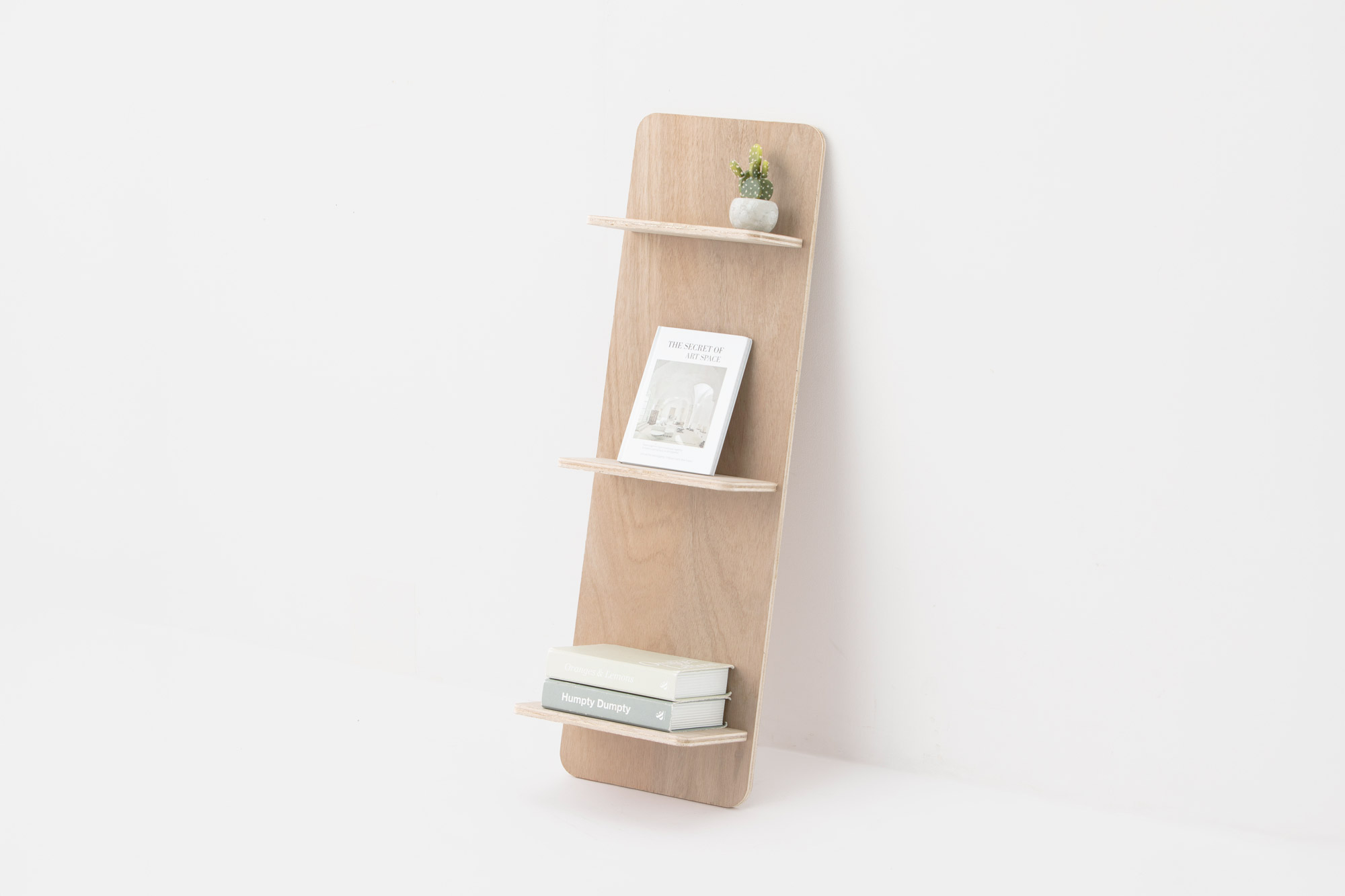 BOOK BOARD 壁に立てかける本棚（ラワン） | CAINZ DIY MARKET