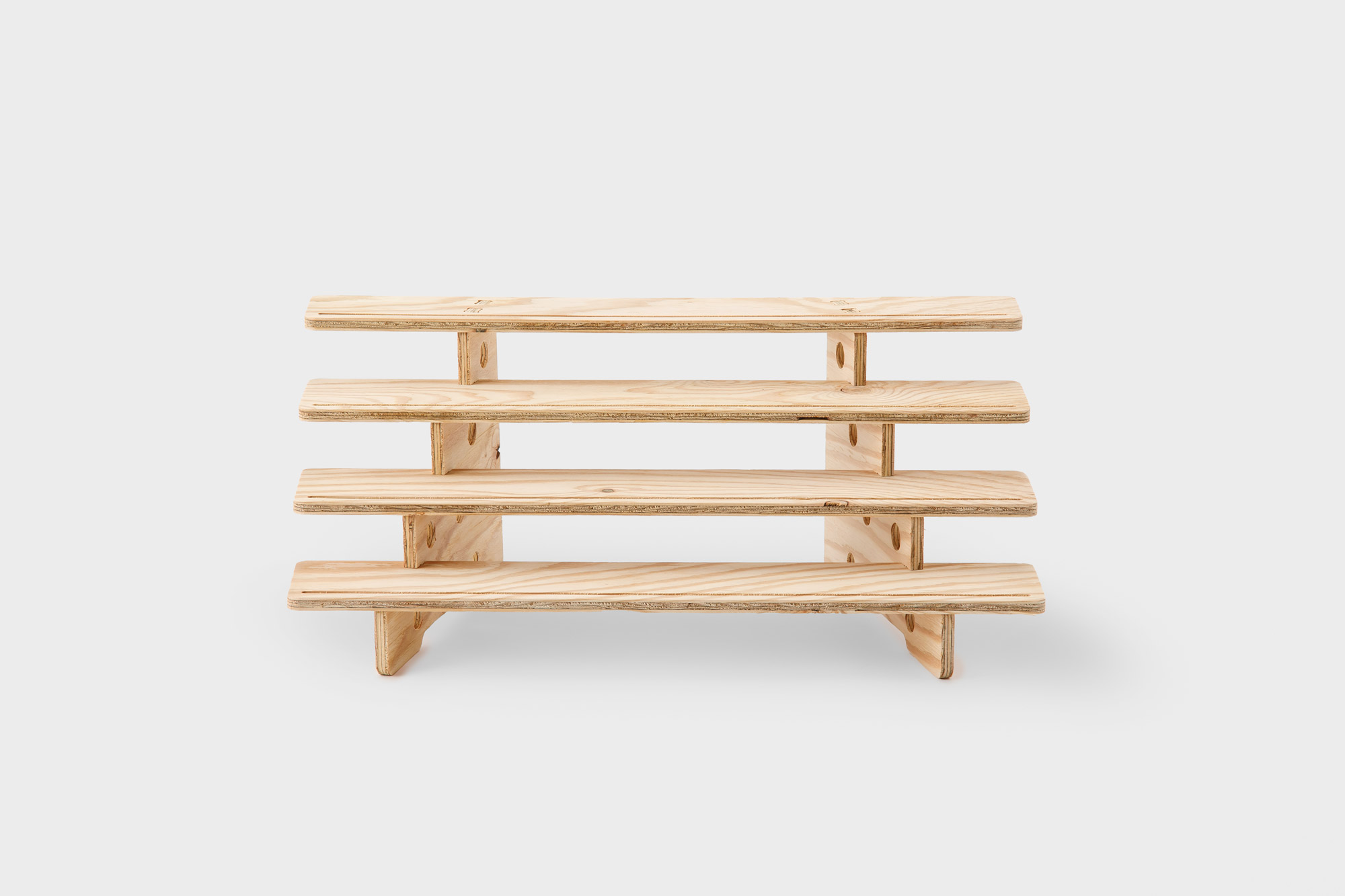 持ち運びできる卓上ディスプレイ（10cm×4段） | CAINZ DIY MARKET