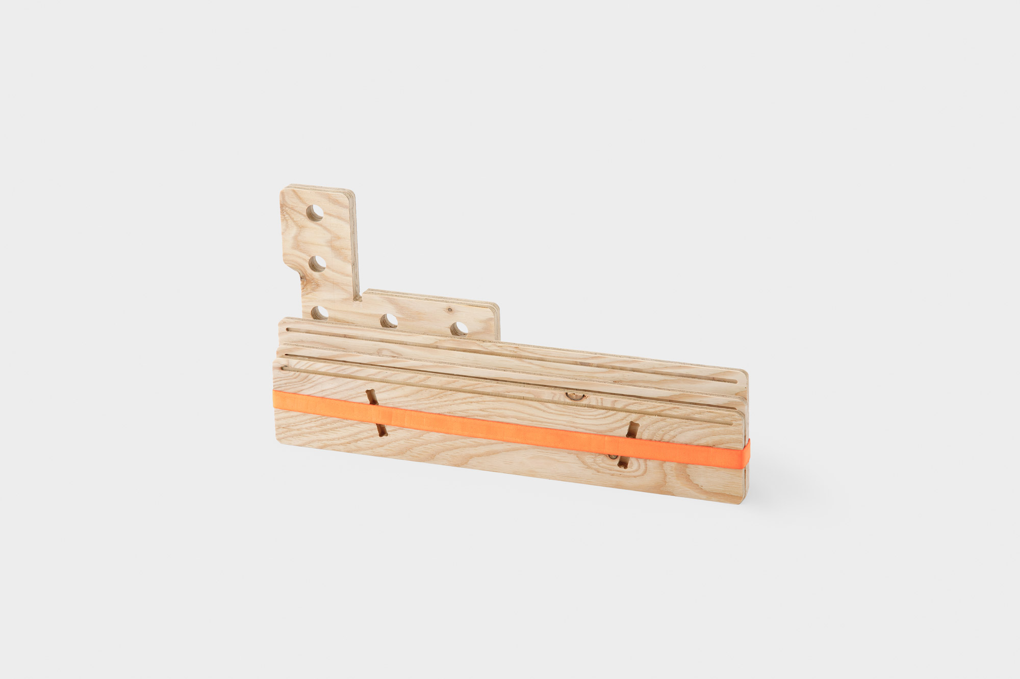 持ち運びできる卓上ディスプレイ（20cm×3段） | CAINZ DIY MARKET