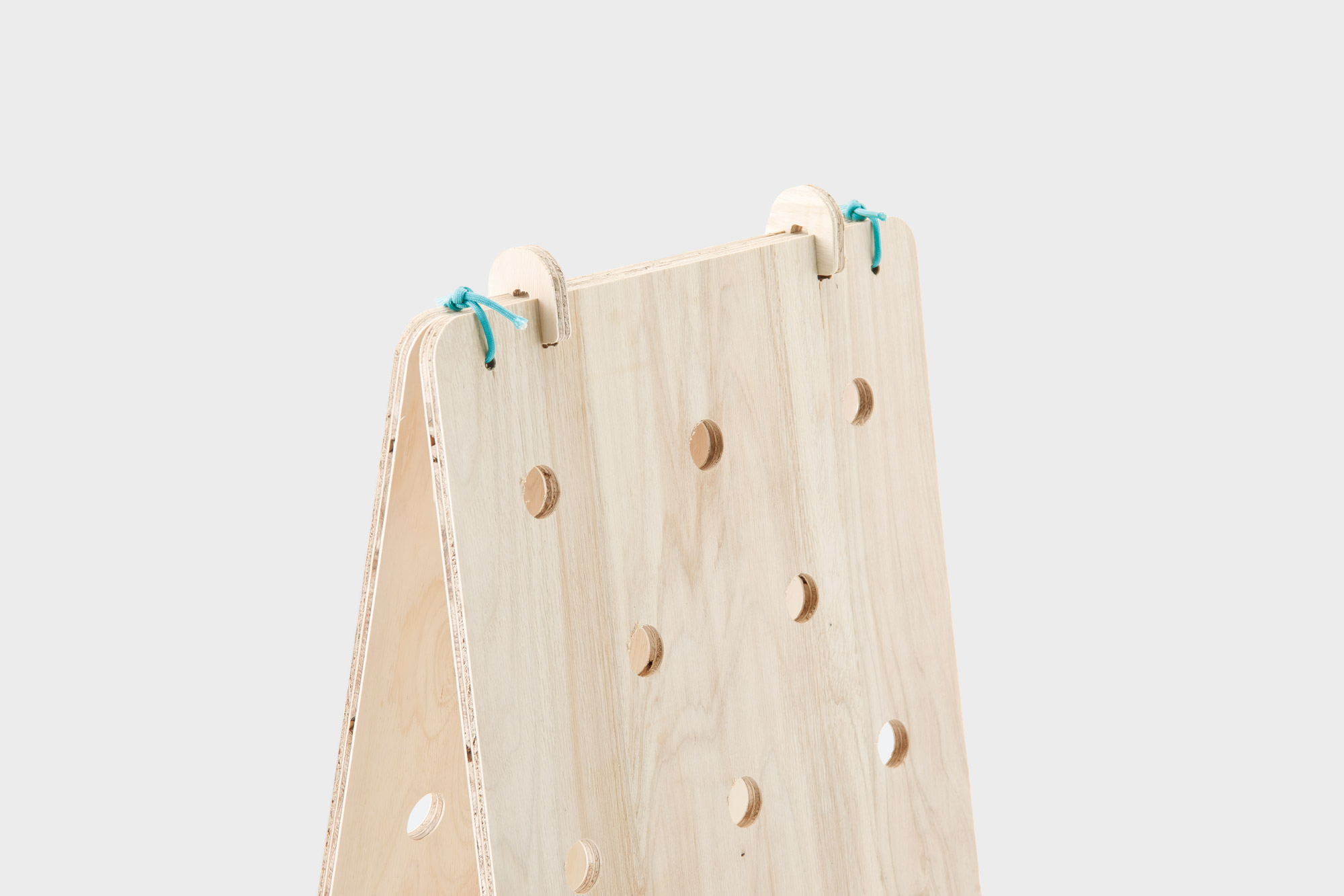 あーやん様お取り置き専用 木製A看板70cm（両面丸穴） | CAINZ DIY MARKET | オーダー家具