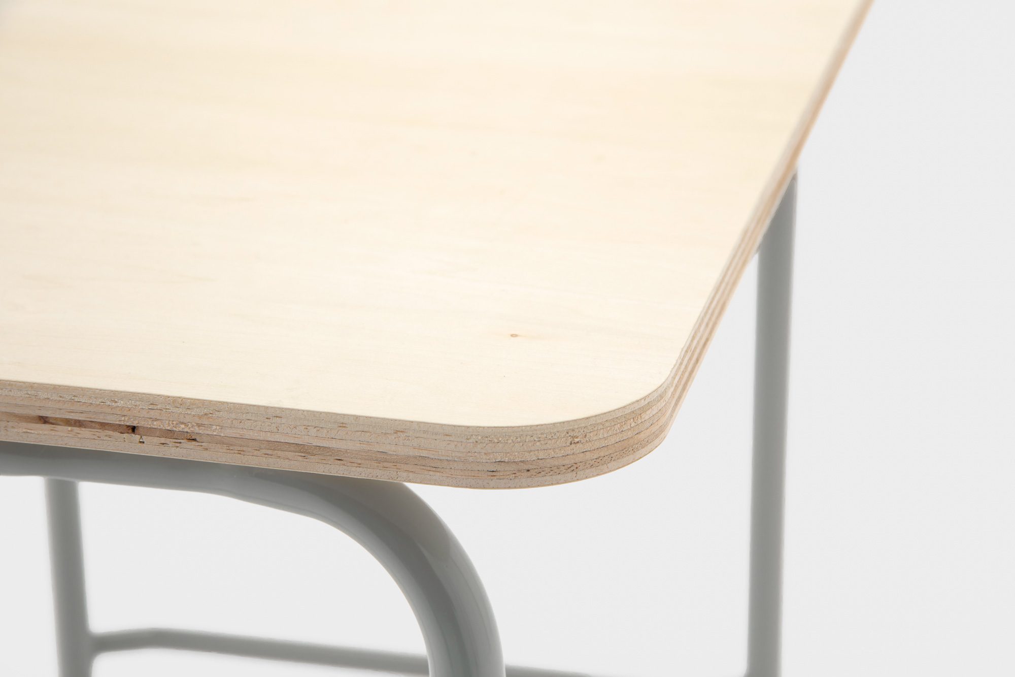 学校用机フレームを使用したキッズデスク | CAINZ DIY MARKET
