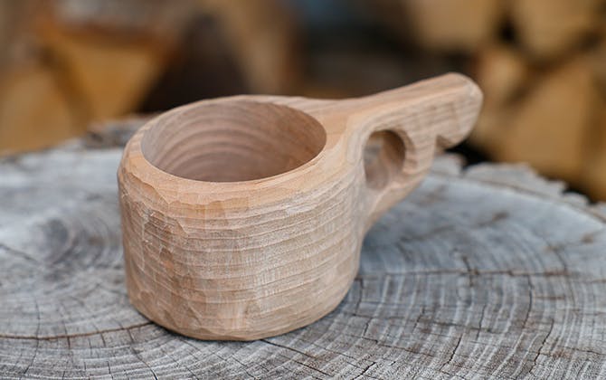 北欧発祥の木製マグカップ「ククサ」