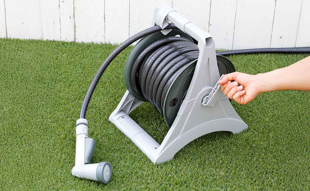 ホース・ホースリールで毎日の散水がラクになる｜おすすめのホース