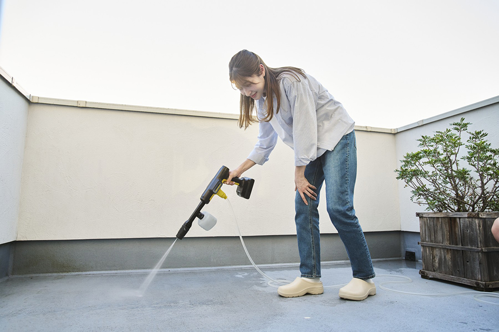 ケルヒャー KARCHER 家庭用モバイル高圧洗浄機 ОC5ハンディ 1.328