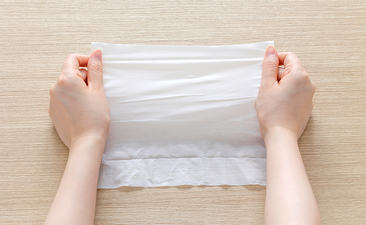 ケアフィール 水99.9% 流せる大人用おしりふき 70枚×2個パック | 体