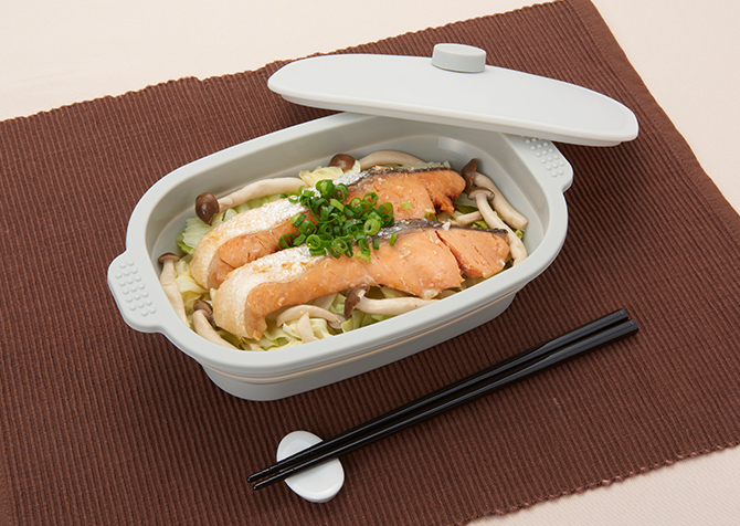 レンジで楽チン シリコンスチーマー 角型 グレー | 包丁・ハサミ