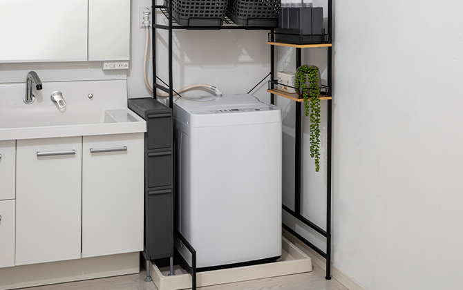 またげる段差解消すきまストッカー3段 グレー | バスケット