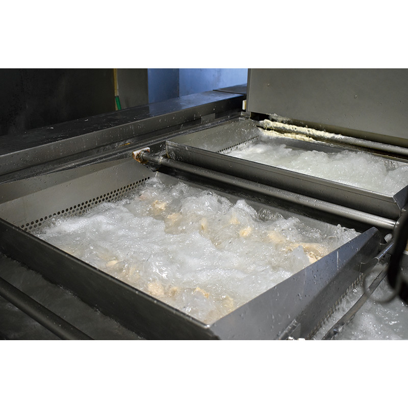 霧島鶏 じゅわドーン! コロコロタイプ 彩りお野菜 210g | ドッグフード