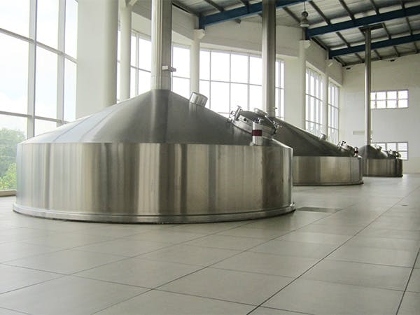 黄金は世界的大手ビールメーカーによってベトナムで生産されています。
